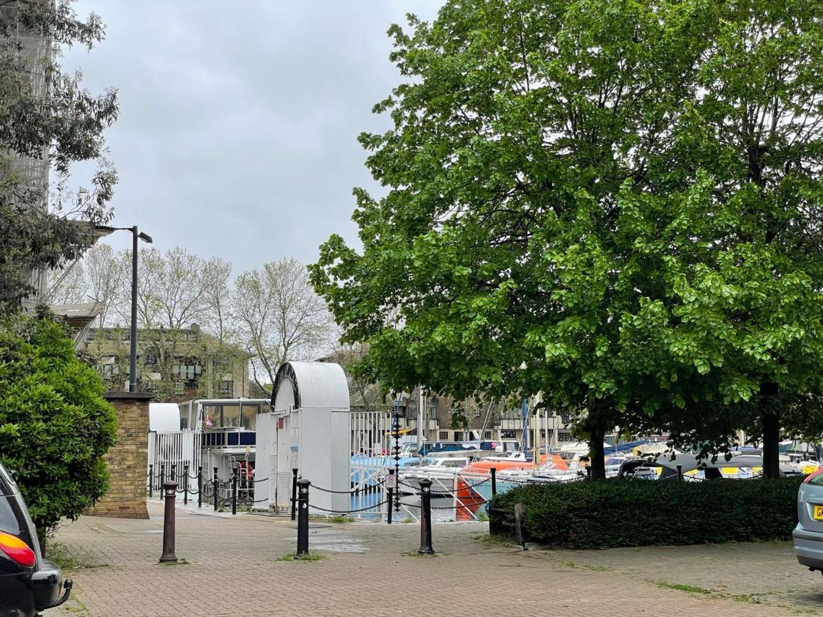 Surrey Docks Se16 Near Canada Water N Easy Access Canary Wharf Londres Exterior foto